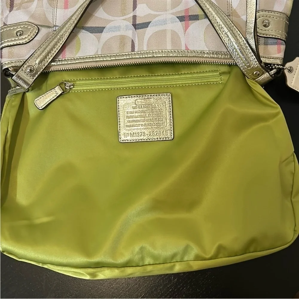 Coach Signature Optic Daisy Tattersall Convertible Duffle with Dust Bag NWOT